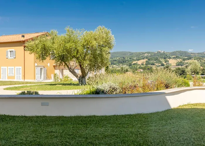 Tenuta Fogliani Resort&natural * Visciano